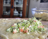 Foto del paso 5 de la receta: Brazo de patatas con langostinos
