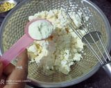 A picture of step 2 of Mango Shrikhand or Matho.