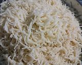 A picture of step 1 of Vermicelli Chinese style.