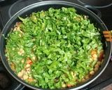 Foto del paso 9 de la receta Guiso de garbanzos con acelgas y solomillo de cerdo