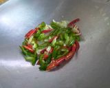 Foto langkah ke 2 dari resep Ayam Kecap mix labu siam.