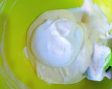 Foto del paso 5 de la receta: Helado extra cremoso de limón con toque de lima verde y azahar