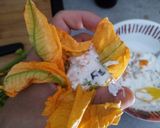 Foto del passaggio 5 della ricetta Fiori di zucca ripieni e impanati in friggitrice ad aria
