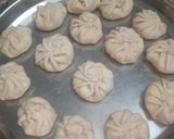 A picture of step 4 of Yummy Cabbage Momo 😋😋.