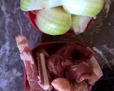 Foto del paso 1 de la receta: Marucha con cebolla caramelizada con salsa de Soja!