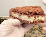 A picture of step 16 of Chocolate Cake with Coconut Cream.