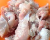 รูปขั้นตอนการทำที่ 2 ของ ผัดเผ็ดไก่ใส่ลูกเหรียง