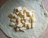 Foto langkah ke 3 dari resep Roti Kentang Keju Mozzarella (pakai teflon).