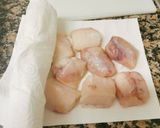 Foto del paso 3 de la receta: Medallons de rap amb salsa holandesa de'ametlles