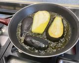 Une image de l'étape 3 de Aubergines au bœuf et riz façon maklouba.