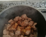 Foto del paso 1 de la receta: Rollitos de col rellenos de cordero desmigado y salsa de higos