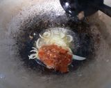 Foto langkah ke 4 dari resep Kerang Saus Padang.