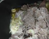 Foto del paso 3 de la receta: Fideos de vegetales con estofado de filetes al vino y romero