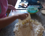 Foto del paso 3 de la receta: Rosca de Pascua rellena con crema pastelera de chocolate