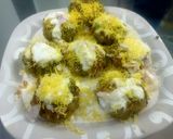 A picture of step 4 of Mutter ki Tikki Chaat.