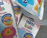 Foto langkah ke 1 dari resep Jelly Susu UHT untuk Anak 3 tahun+.