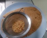 A picture of step 3 of Homemade breadcrumbs.