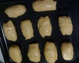 Foto langkah ke 7 dari resep Roti isi pisang coklat.