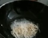 ম্যাগি মশালা গোবি ইন নুডলস টোকরি (maggi masala gobi in noodles tokri recipe in Bengali) রেসিপির ধাপ 5 ছবি