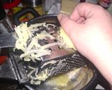 Pas rețetă Chfteluțe de cartofi cu mozzarella și brânză de burduf 1 fotografie
