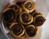 Gyors kakaós-nutellás csiguszok 🐌 recept fázis 3 fotója
