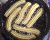 Foto langkah ke 5 dari resep Homemade Churros with Chocolate Dipping Sauce.