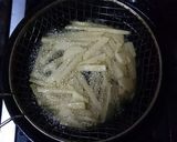 Foto del paso 5 de la receta: Rabas a la romana con papas y batatas fritas
