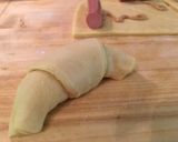 Virslis-szezámos kifli recept fázis 2 fotója