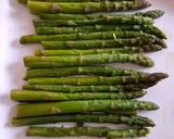 Foto del passaggio 2 della ricetta Asparagi in Crosta di Pancetta e Pistacchi