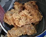Foto langkah ke 7 dari resep Ayam Goreng Tepung.