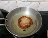 सिंघाड़े के आटे का पूआ ।(फलाहारी) रेसिपी चरण 3 फोटो