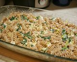 Bébispenótos-túrós rakott fusilli recept fázis 4 fotója