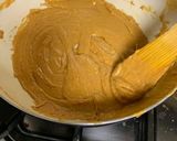 A picture of step 5 of Besan ladoo.
