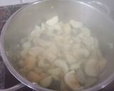 Foto del paso 2 de la receta: Crema de calabacín, manzana y puerro