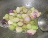 A picture of step 2 of Spring onion soup.