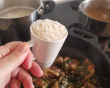 Foto del paso 4 de la receta: Arroz con Costillón, Acelgas y Setas