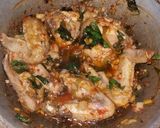 Foto langkah ke 5 dari resep Ayam Tinoransak.
