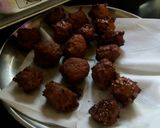 A picture of step 1 of Kofta curry.