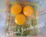 A picture of step 1 of Egg in Bread Toast.
