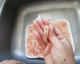 A picture of step 1 of Shrimp Cocktail.