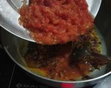 A picture of step 5 of Kadhai paneer.