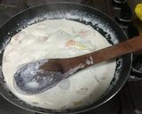 Foto del paso 2 de la receta: Tallarines con salsa de camarones