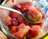 Foto del paso 2 de la receta: Vaso de galletas y fresas