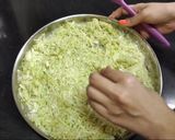 A picture of step 3 of Lauki ka Halwa.