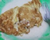 Foto langkah ke 2 dari resep Kulit Ayam KW aka Telur Crispy.