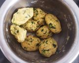 A picture of step 5 of Methi Paratha.