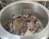A picture of step 5 of Ghugni (white Matar).