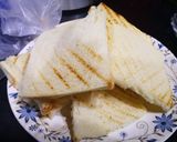 A picture of step 1 of BBQ Chicken grilled sandwiches.