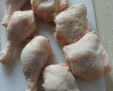 Foto del paso 1 de la receta: Pollo con ciruelas pasas