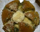 Foto langkah ke 9 dari resep Korean Garlic Cheese Bread.